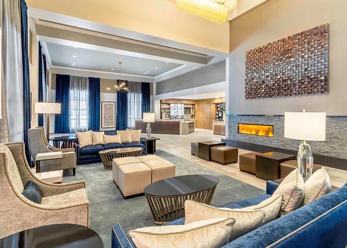 Hotels near Peabody Museum-Natural History