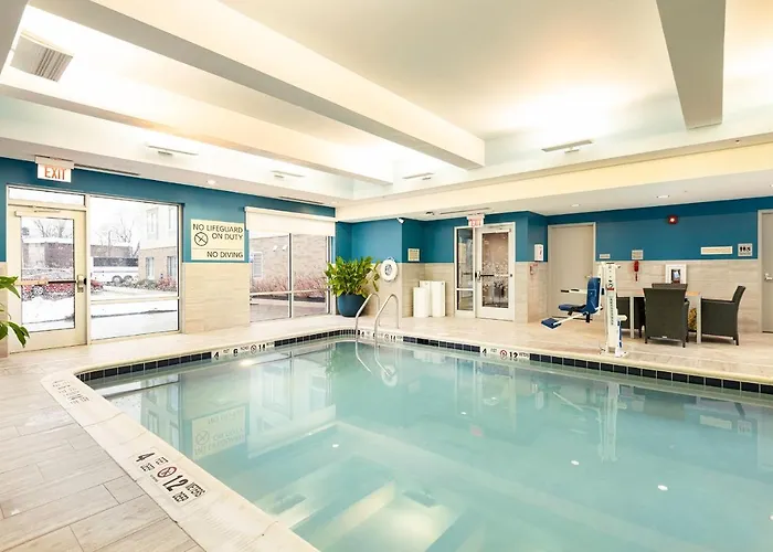 Hotels near Itt Technical Institute