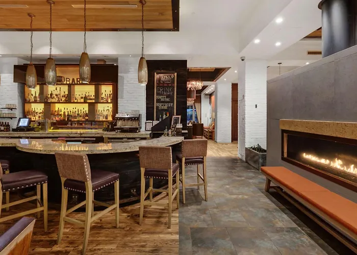 Hotels near Harrisburg Arts Council
