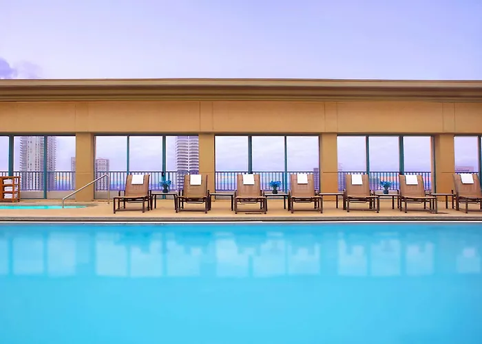 Hotels near FL Community College