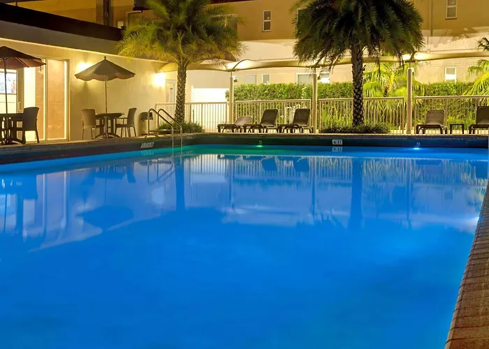 Hotels near Tropical Grill Banquet Hall