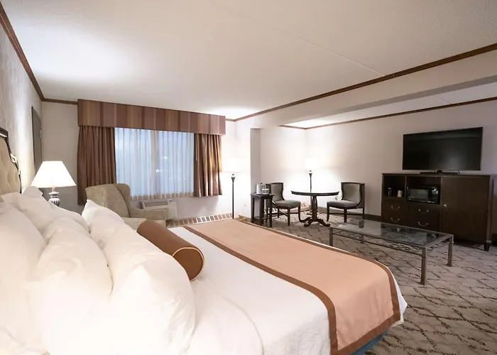 Hotels near Metropolitan Technical Inst