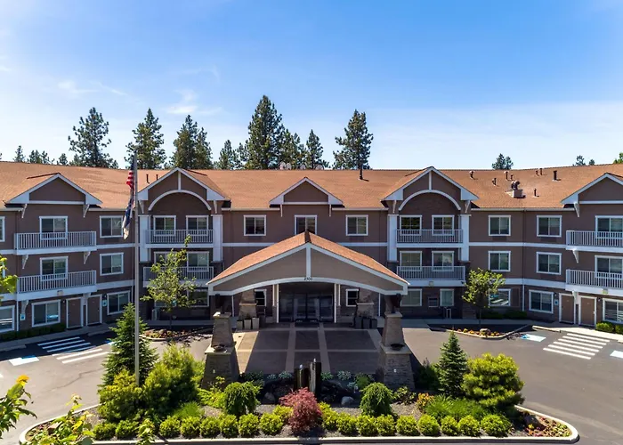 Hotels near Parks and Recreation Dept