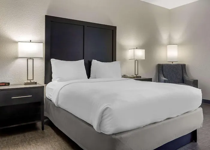 Hotels near Greer Parks and Recreation Dept