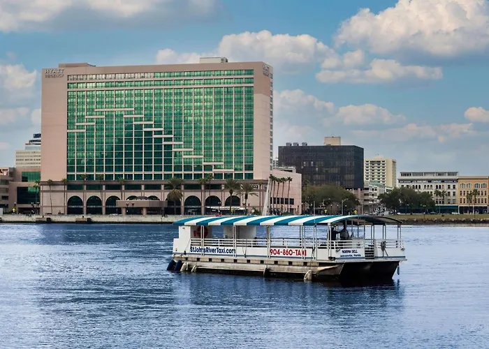 Hotels near Cummer Museum of Art and Gardens