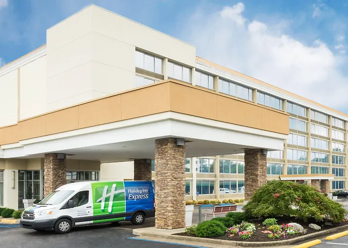 Hotels near Industrial Park
