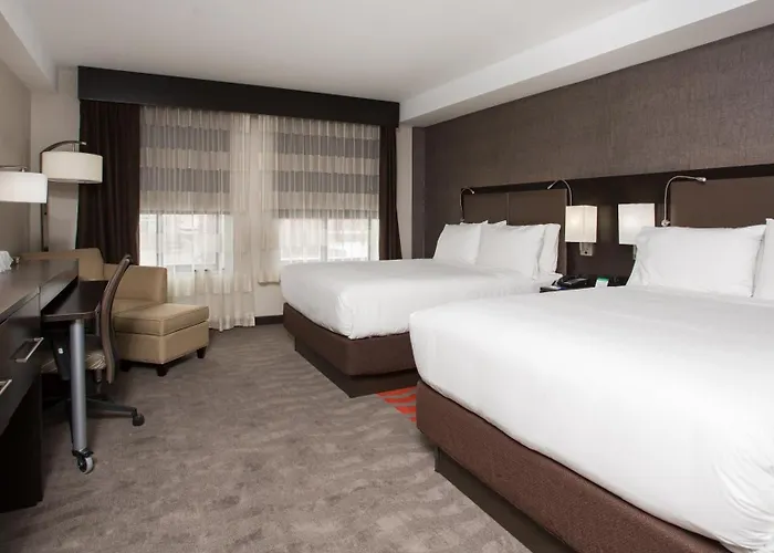 Hotels near Springfield Museums