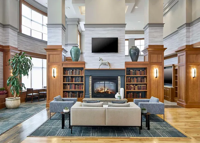Hotels near Saratoga County Arts Council