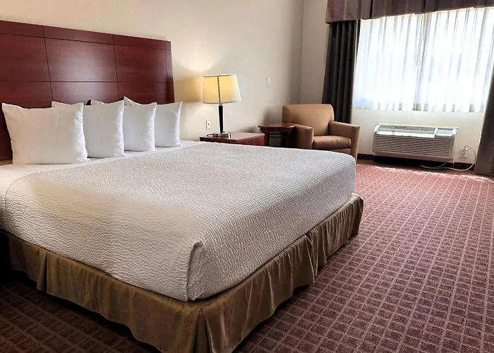 Hotels near Charles and Sue's School of Hair
