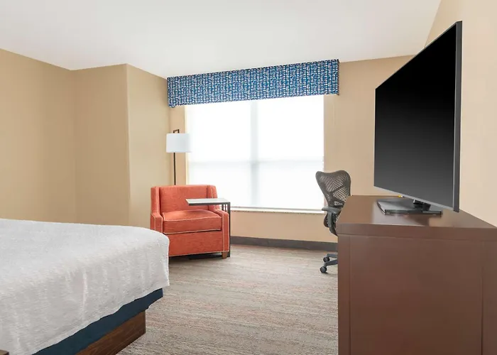 Hotels near Edgewood College
