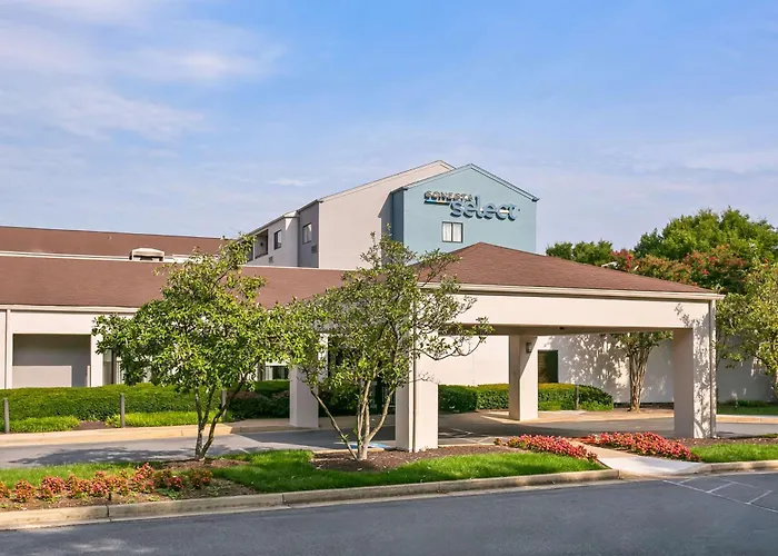 Hotels near Explora World