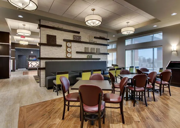 Hotels near Jefferson Park Properties