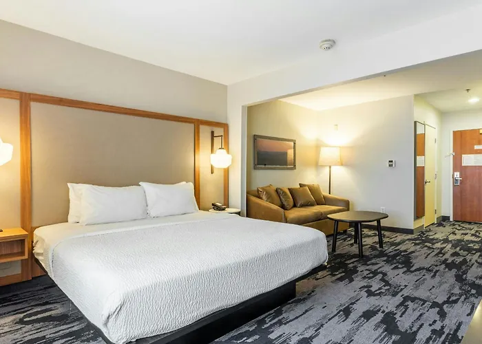Hotels near Heald Business College
