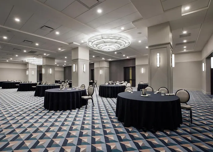 Hotels near Heartland Orthodox Christian