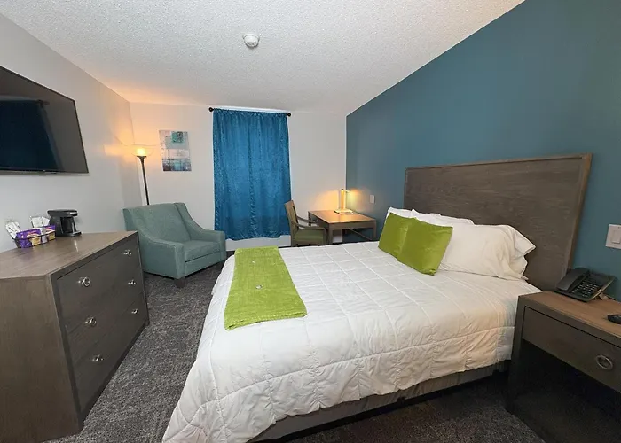 Hotels near Presque Isle Historical Soc