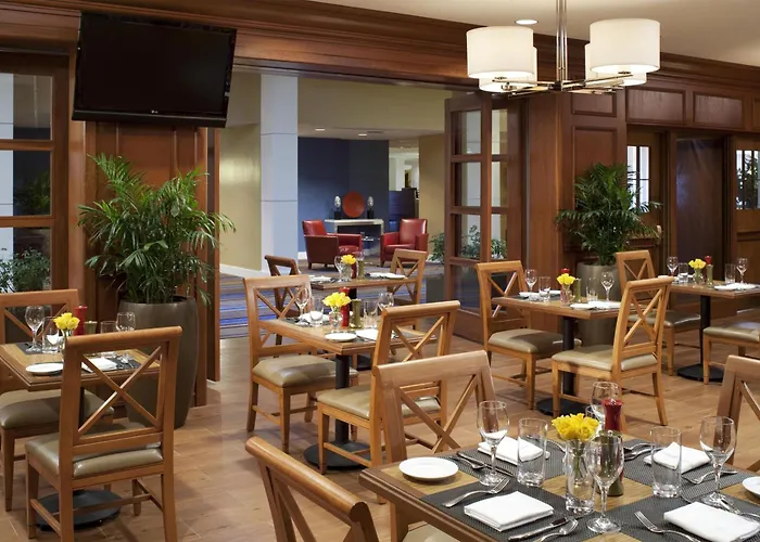 Hotels near Wayland Baptist University