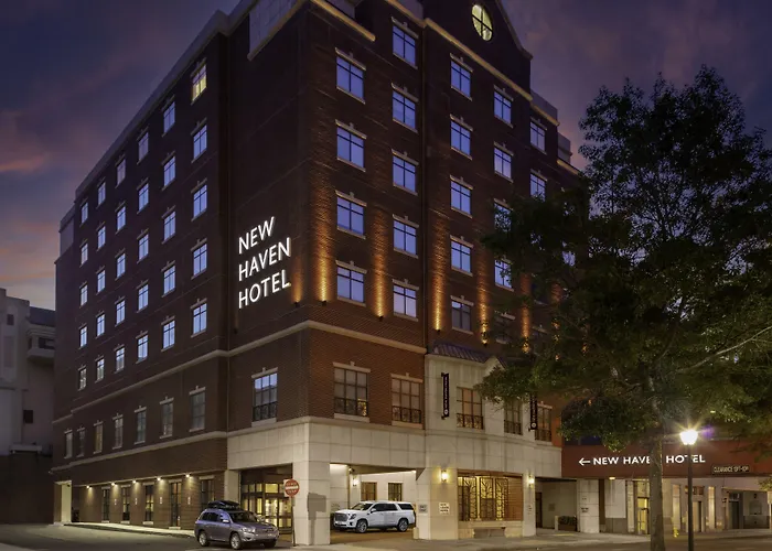 Hotels near Yale Cancer Ctr