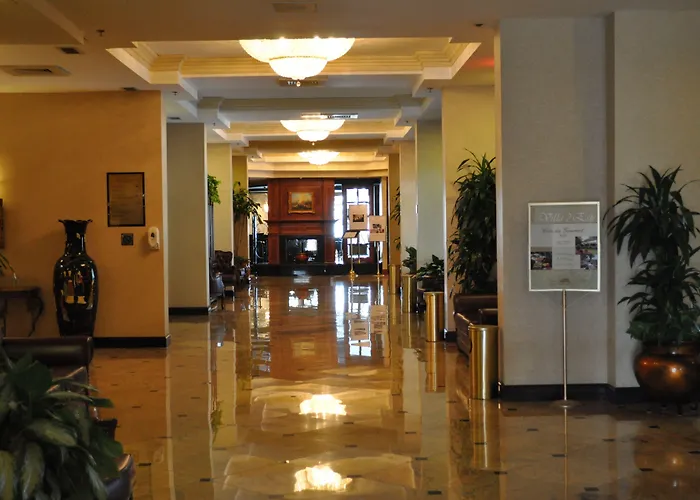 Hotels near Arena Cite des Jeunes