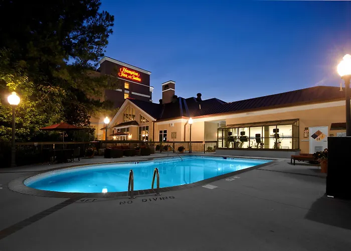 Hotels near Veterans of Foreign Wars