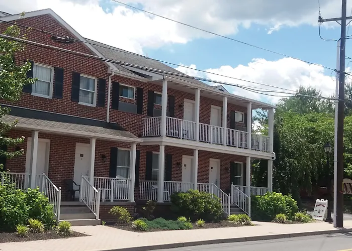 Hotels near Jennie Wade House