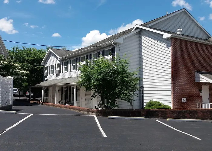 Hotels near Lutheran Theological Seminary