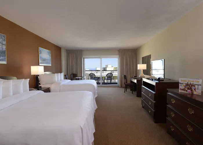 Hotels near Old Pro Golf