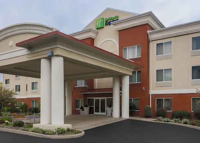 Hotels near Seabreeze Amusement Park