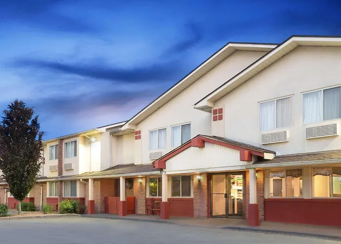 Hotels near University Apostolate