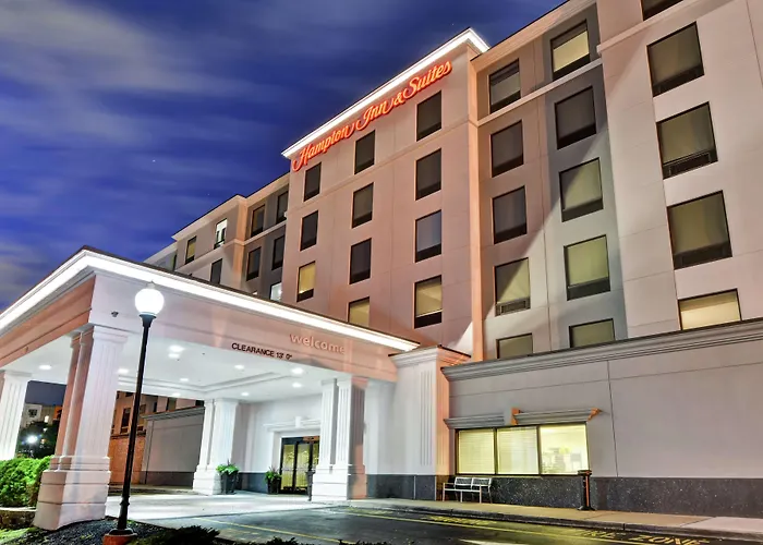 Hotels near New Jersey Institute of Tech