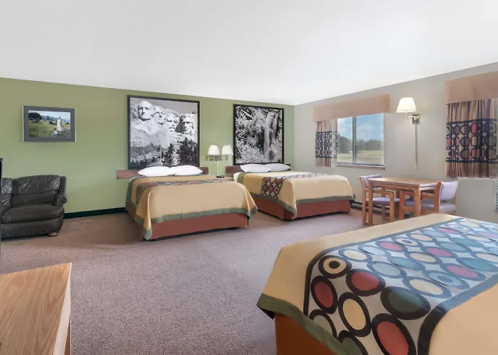Hotels near Tripp County Historical Soc