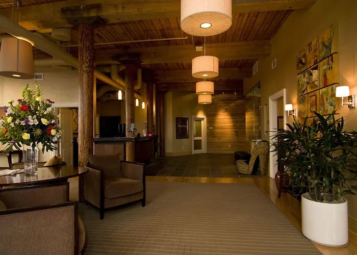 Hotels near Central Virginia Training Ctr