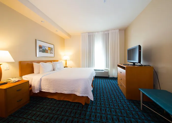 Hotels near South Georgia Technical Clg