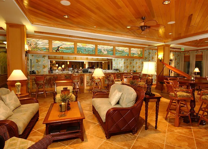 Hotels near Tierra del Sol