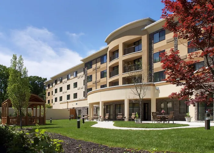 Hotels near Computer Learning Ctr