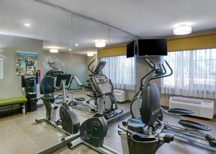 Hotels near Royal Palm Park