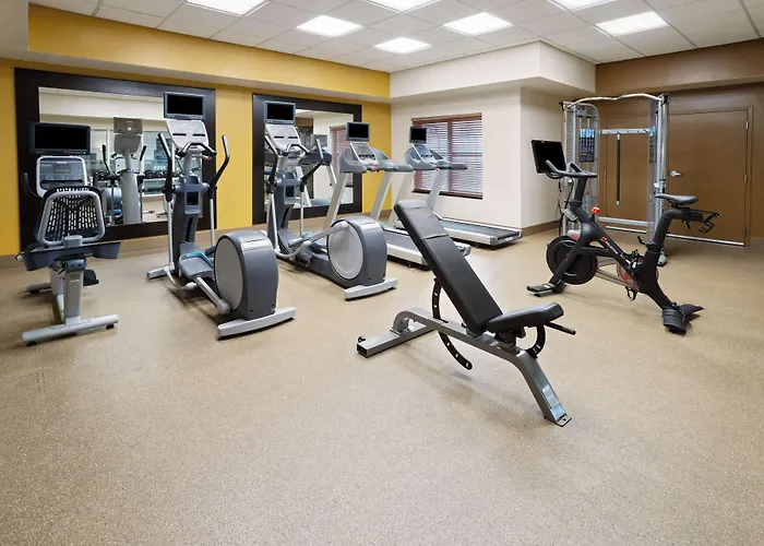 Hotels near Orchards Golf Course