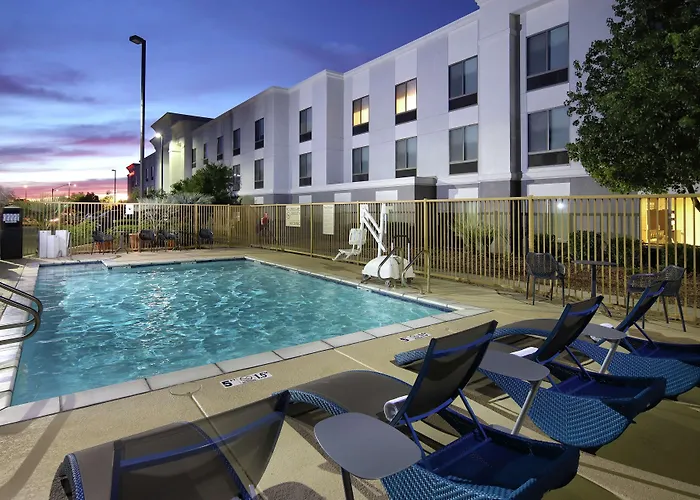 Hotels near Tucson Bowl