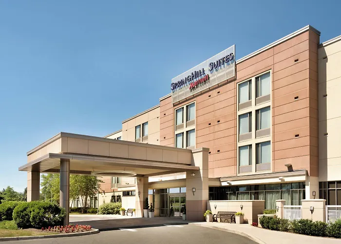 Hotels near American Legion