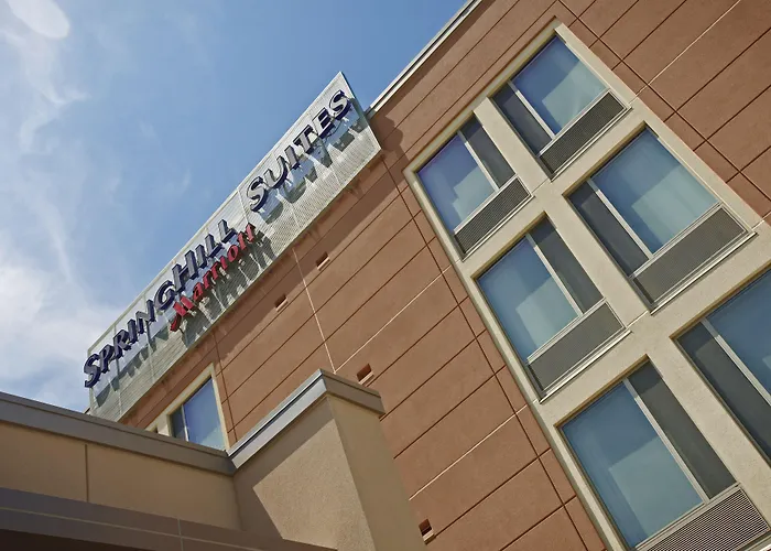 Hotels near College of New Jersey