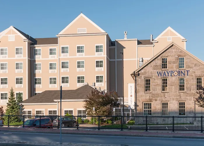Hotels near New Bedford Fire Museum