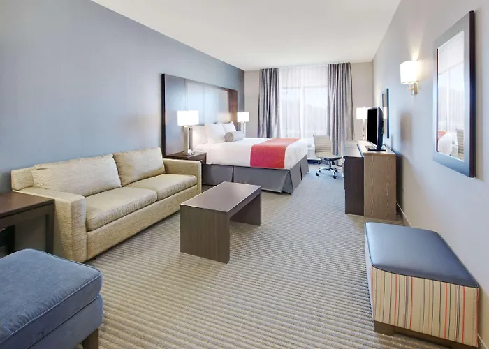 Hotels near Parks and Wildlife Dept