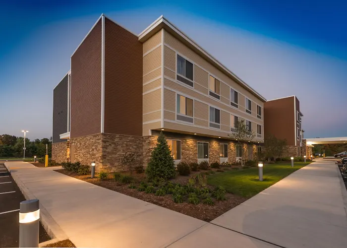 Hotels near Plymouth State College