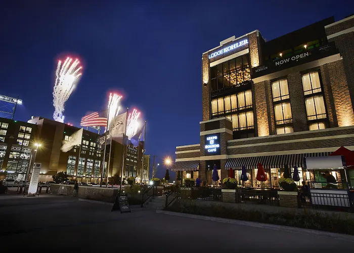 Hotels near Fun-N-Games