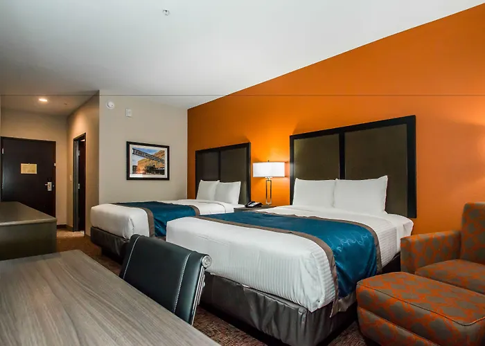 Hotels near Dancemakers of Texas