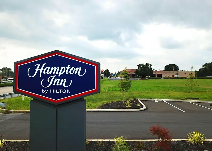 Hotels near Cedar Court Community Bldg