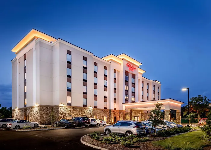 Hotels near Bergen County Technical Schls