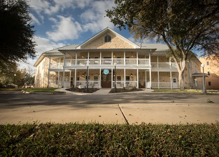 Hotels near Grapevine