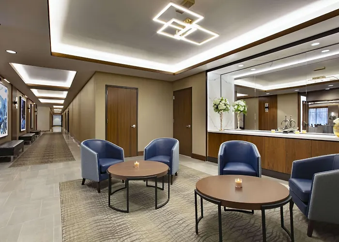 Hotels near Fort Lee Parks and Rec Dept