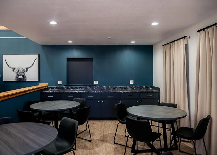 Hotels near Northwest Technology Ctr