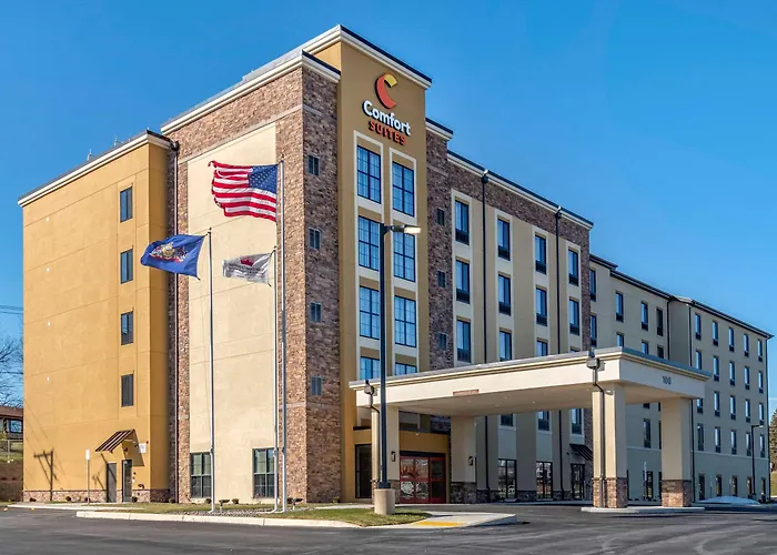 Hotels near Pennsylvania State Museum
